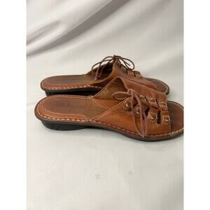 Woman’s hush puppies  shoes in new condition  size us 8